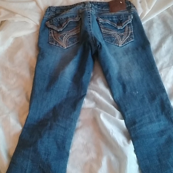 Sold- Ariya size 3 jeans - Picture 4 of 4